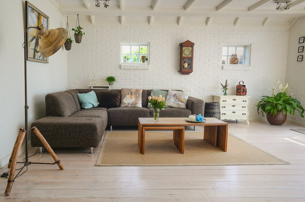Why Wealthy Consumers Are Embracing the Furniture Resale Market: 5 Reasons